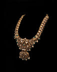 MOISSANITE PEACOCK HAAR