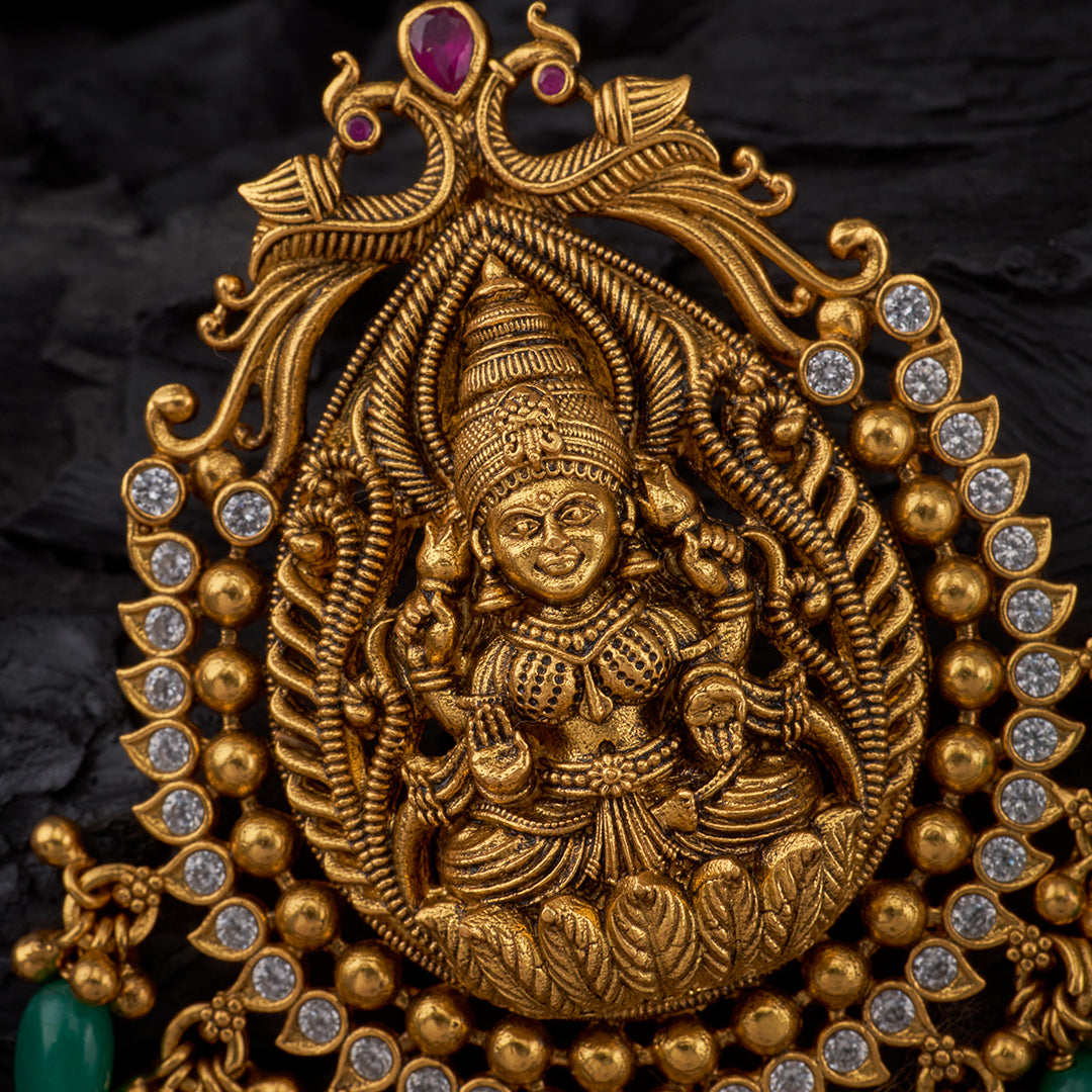 LAKSHMI PENDANT WITH GREEN DROPS