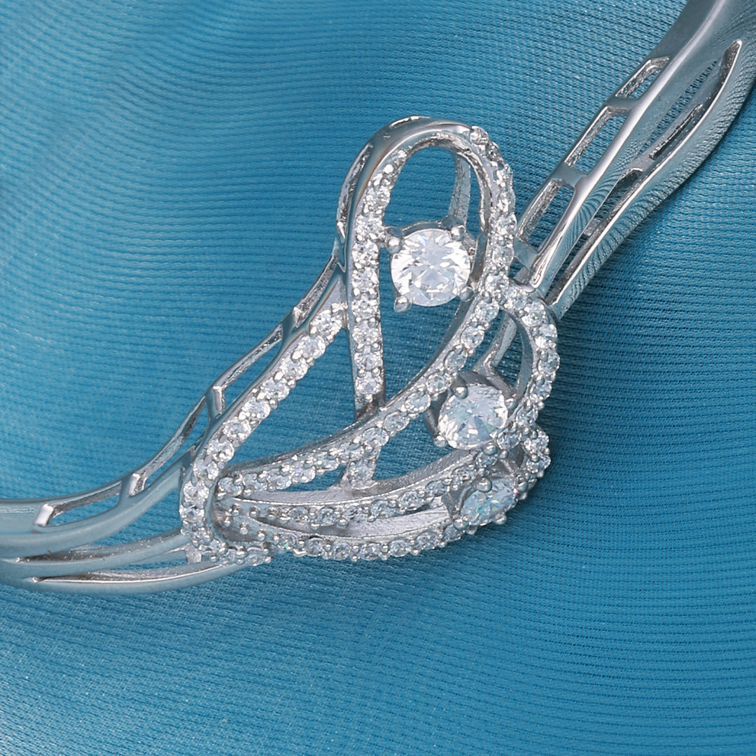 FASHIONABLE SILVER KADA