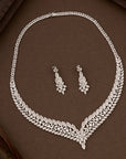 REGAL LAUREL NECKLACE SET