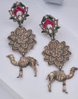 OXIDISED CAMEL EARRINGS