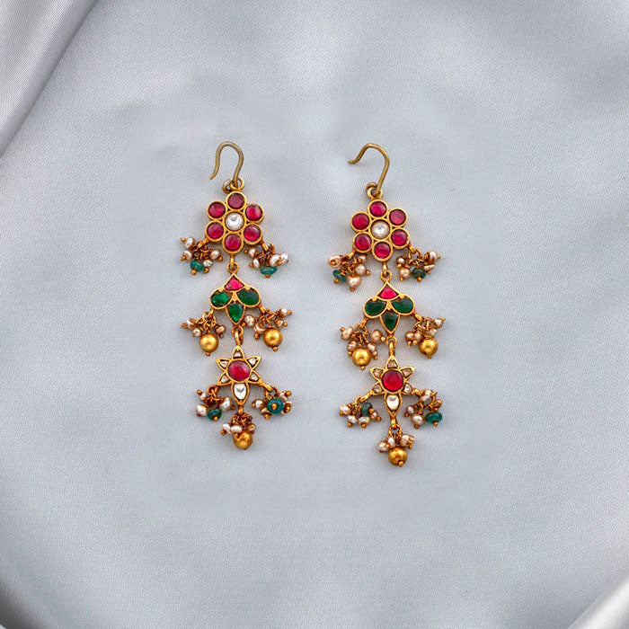 KUNDAN HANGING