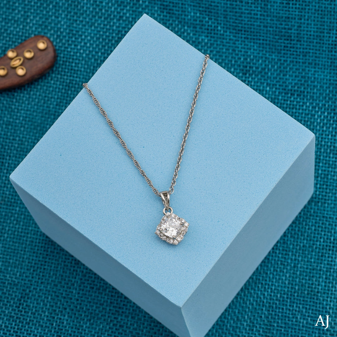 CUSHION HALO PENDANT CHAIN