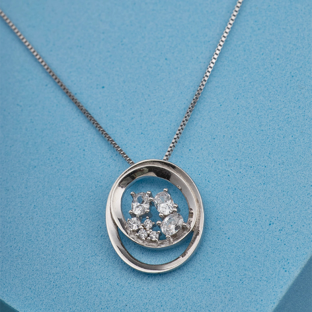 SPARK OVAL PENDANT CHAIN