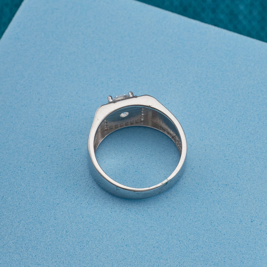 ELITE ROYALE RING