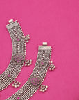 OXIDISED FLORAL CHARM ANKLET