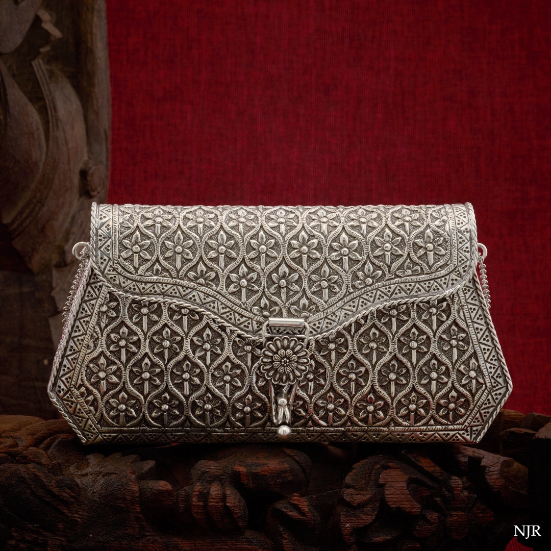 PUSHPANJALI CLUTCH