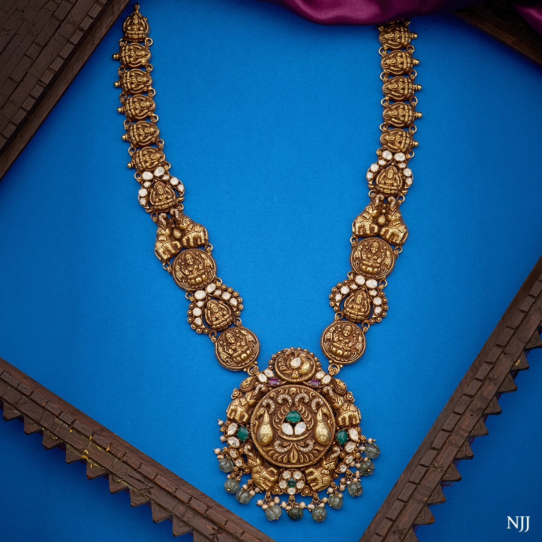 THE DIVINE TREASURY NECKLACE
