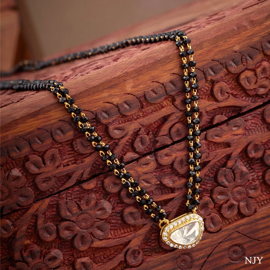 SOLITAIRE GLOW MANGALSUTRA
