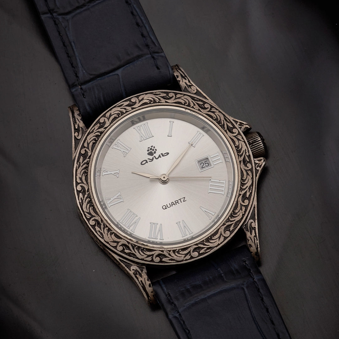 HERITAGE CREST WATCH