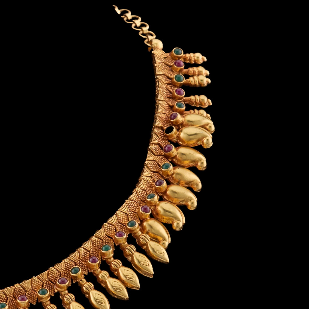 WARRIOR QUEEN NECKLACE