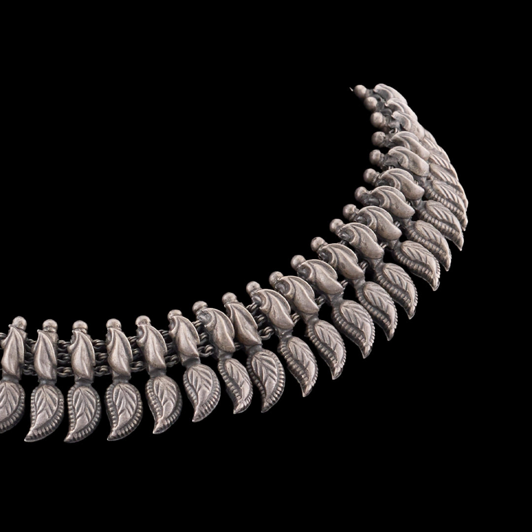 SILVER LEAF CASCADE NECKLACE