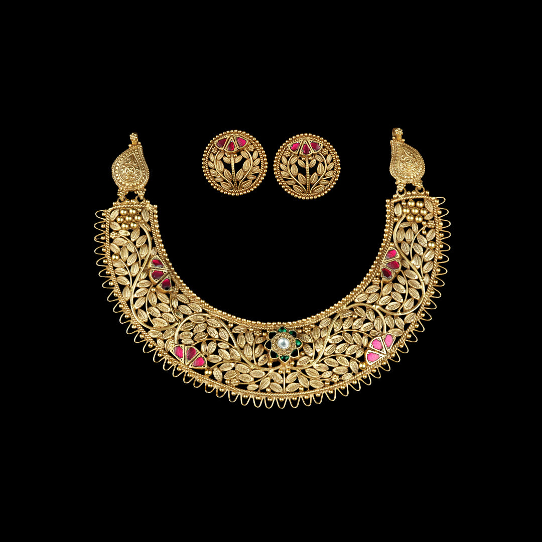 SILVER CHOKER WITH EARRING
