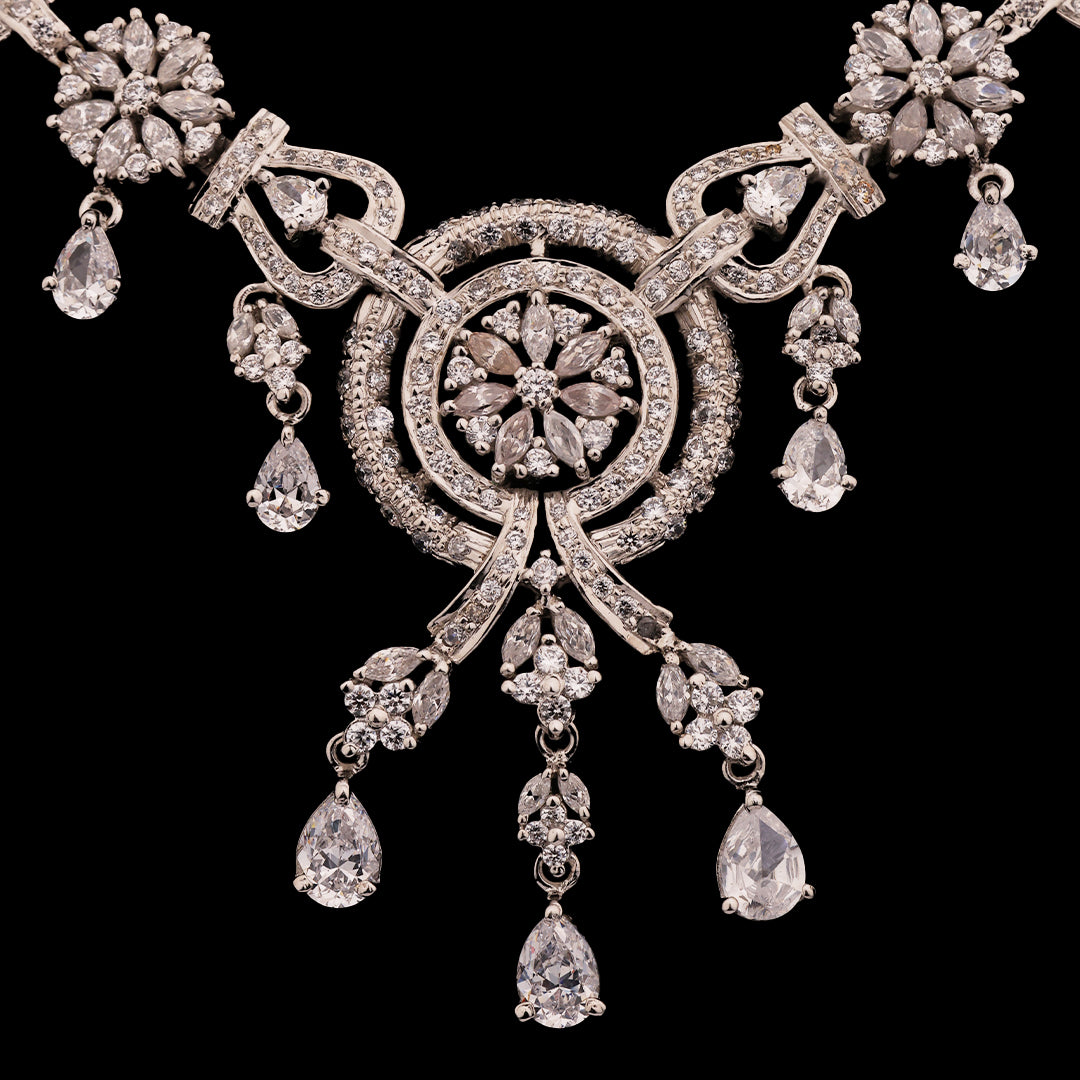 TRENDY ZIRCONIA NECKLACE WITH EARRINGS