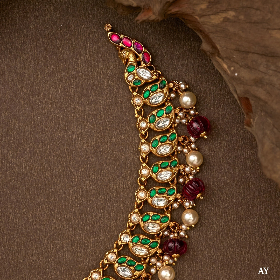 ROYAL GREEN KUNDAN NECKLACE