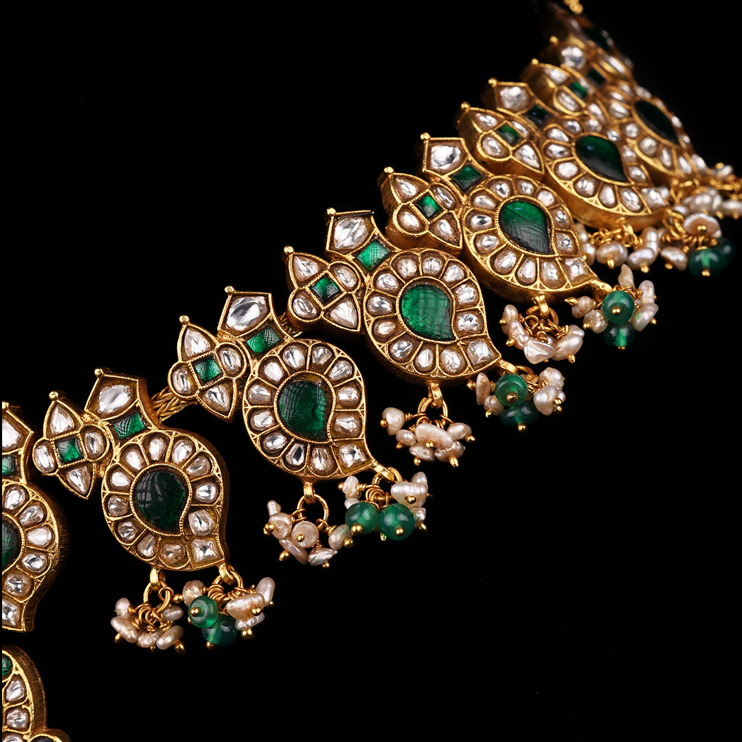 TRADITIONAL MANGO LEAF NECKLACE