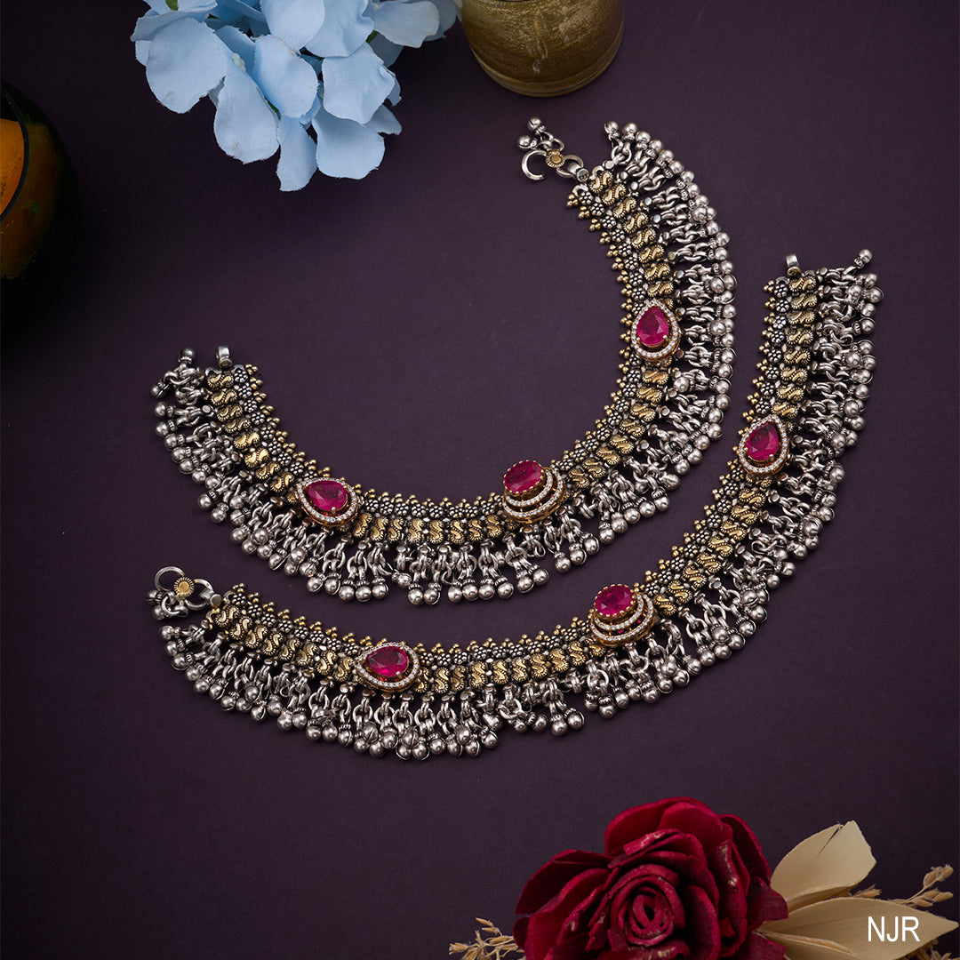 MAHARANI CRIMSON ANKLET