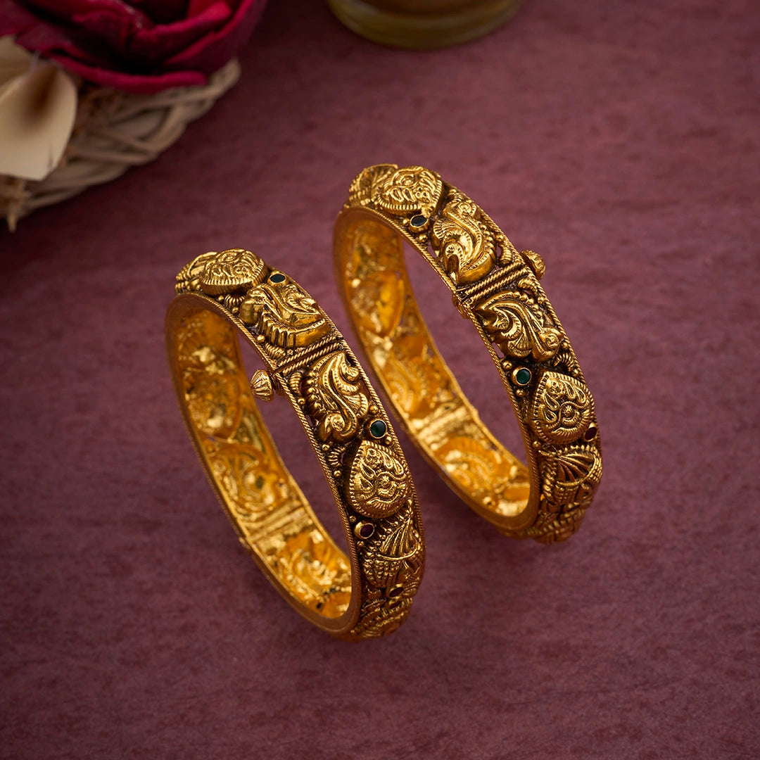 RAJLAKSHMI NAKSHI BANGLES