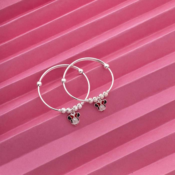 FANCY KID&#39;S SILVER BANGLE