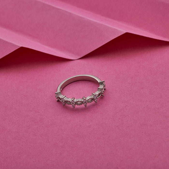 SILVER ROUND CUT STONE RING