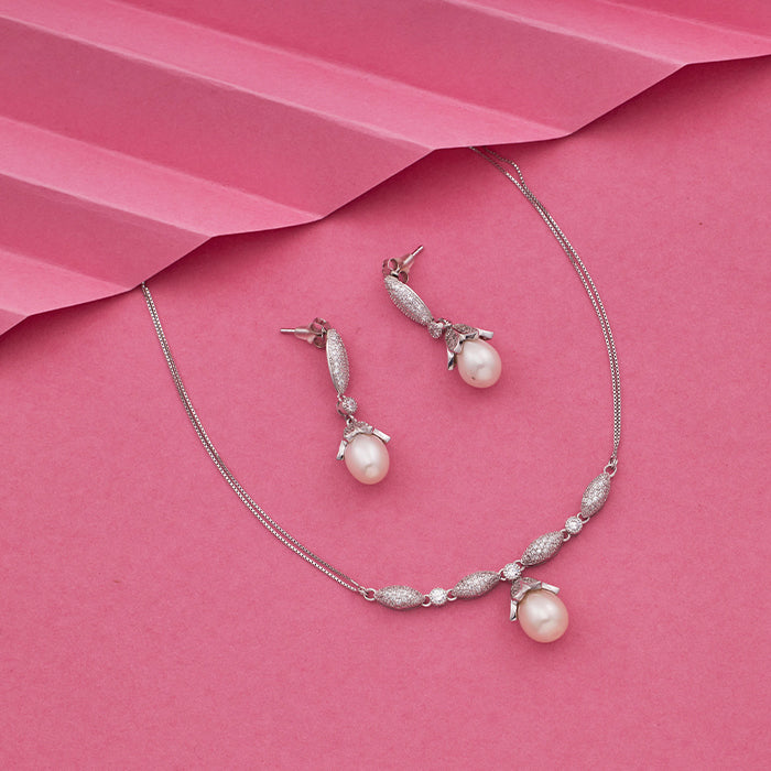 SILVER PEARL EARRING WITH NECK CHAIN