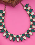 VINTAGE NECKLACE SET